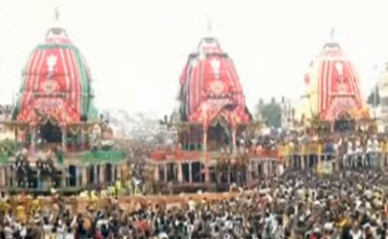 Puri Witnesses Devotional Grandeur as Lord Jagannath and Sibling Deities Enter Gundicha Temple for Adapa Bije Ritual